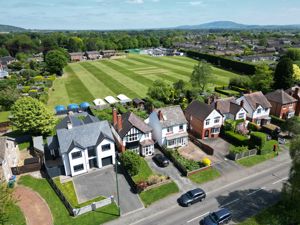 Photo 19- click for photo gallery